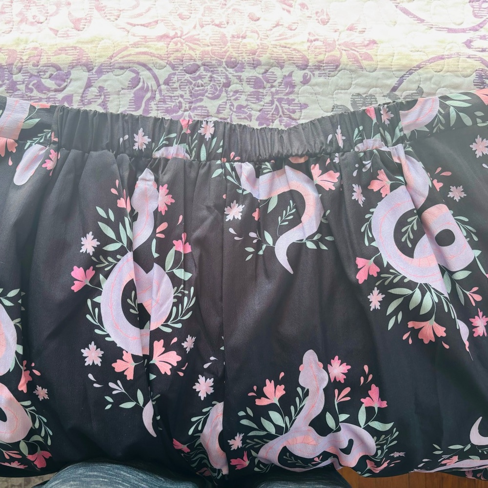 Witchy boho serpent palazzo pants - Picture 10 of 11